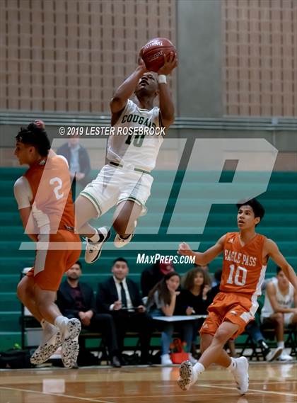 Thumbnail 2 in Eagle Pass @ Cole photogallery.