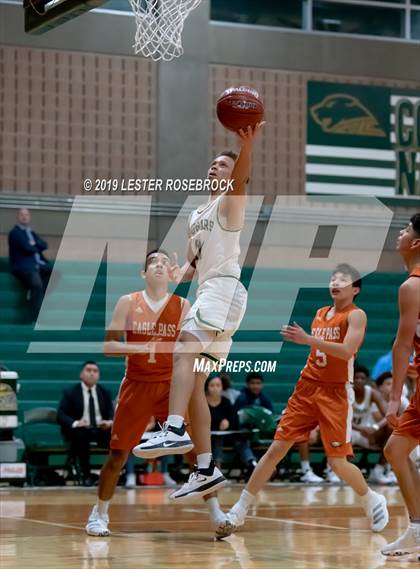 Thumbnail 2 in Eagle Pass @ Cole photogallery.