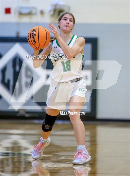 Thumbnail 3 in West Davidson vs South Davidson (Ledford Christmas Classic) photogallery.