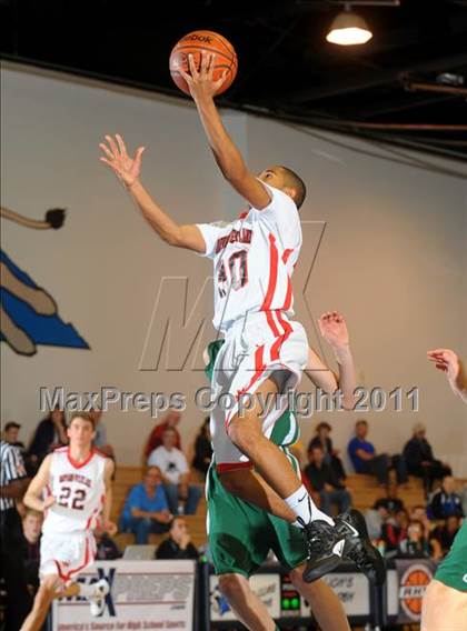 Thumbnail 2 in Skyline vs. Harvard-Westlake (MaxPreps Holiday Classic) photogallery.