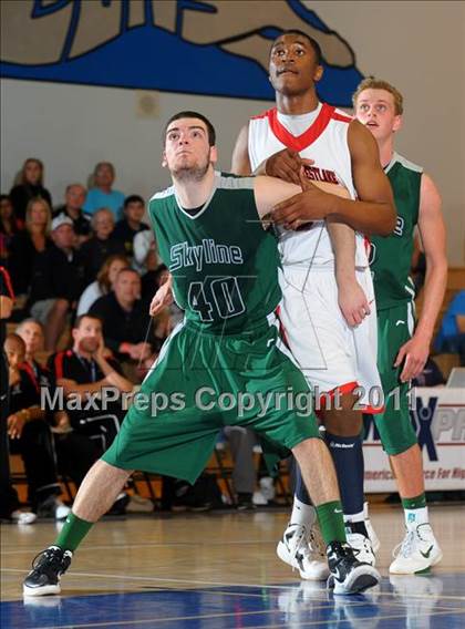 Thumbnail 3 in Skyline vs. Harvard-Westlake (MaxPreps Holiday Classic) photogallery.
