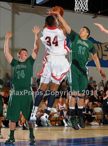 Thumbnail 1 in Skyline vs. Harvard-Westlake (MaxPreps Holiday Classic) photogallery.