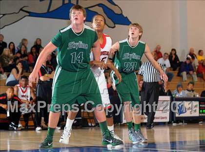 Thumbnail 3 in Skyline vs. Harvard-Westlake (MaxPreps Holiday Classic) photogallery.