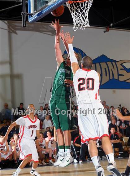 Thumbnail 1 in Skyline vs. Harvard-Westlake (MaxPreps Holiday Classic) photogallery.