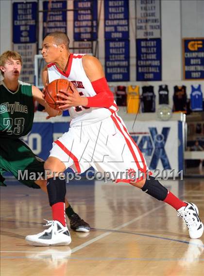 Thumbnail 3 in Skyline vs. Harvard-Westlake (MaxPreps Holiday Classic) photogallery.
