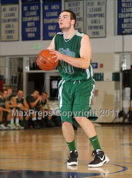 Thumbnail 3 in Skyline vs. Harvard-Westlake (MaxPreps Holiday Classic) photogallery.