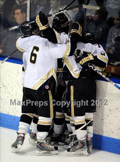 Thumbnail 3 in Branford vs. Trumbull (CIAC Division II Final) photogallery.