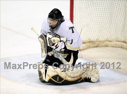 Thumbnail 1 in Branford vs. Trumbull (CIAC Division II Final) photogallery.