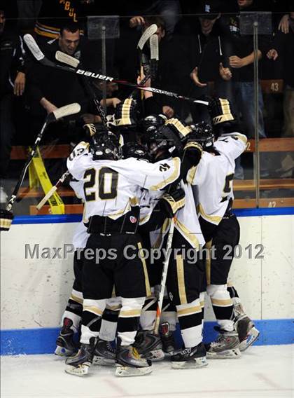 Thumbnail 2 in Branford vs. Trumbull (CIAC Division II Final) photogallery.