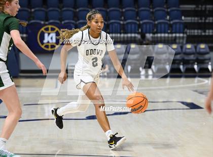 Thumbnail 2 in San Ramon Valley vs. Bishop O'Dowd (Jason Kidd Invitational) photogallery.