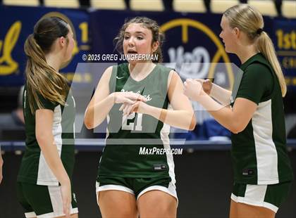 Thumbnail 2 in San Ramon Valley vs. Bishop O'Dowd (Jason Kidd Invitational) photogallery.