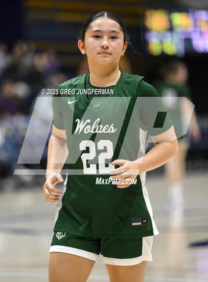 Thumbnail 1 in San Ramon Valley vs. Bishop O'Dowd (Jason Kidd Invitational) photogallery.