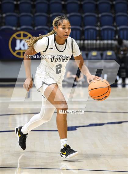 Thumbnail 1 in San Ramon Valley vs. Bishop O'Dowd (Jason Kidd Invitational) photogallery.
