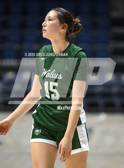 Thumbnail 1 in San Ramon Valley vs. Bishop O'Dowd (Jason Kidd Invitational) photogallery.