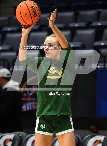 Thumbnail 2 in San Ramon Valley vs. Bishop O'Dowd (Jason Kidd Invitational) photogallery.