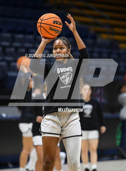 Thumbnail 3 in San Ramon Valley vs. Bishop O'Dowd (Jason Kidd Invitational) photogallery.