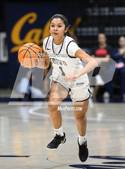 Thumbnail 1 in San Ramon Valley vs. Bishop O'Dowd (Jason Kidd Invitational) photogallery.
