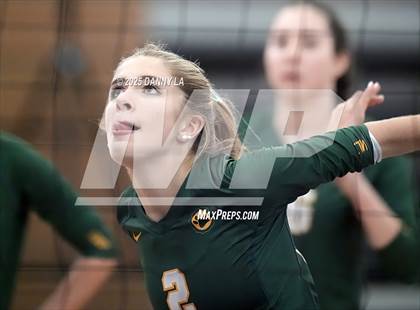 Thumbnail 3 in Georgetown Visitation Prep vs. Bishop Ireton photogallery.