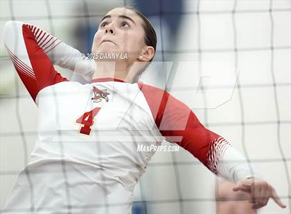 Thumbnail 1 in Georgetown Visitation Prep vs. Bishop Ireton photogallery.