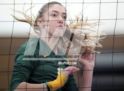 Thumbnail 1 in Georgetown Visitation Prep vs. Bishop Ireton photogallery.