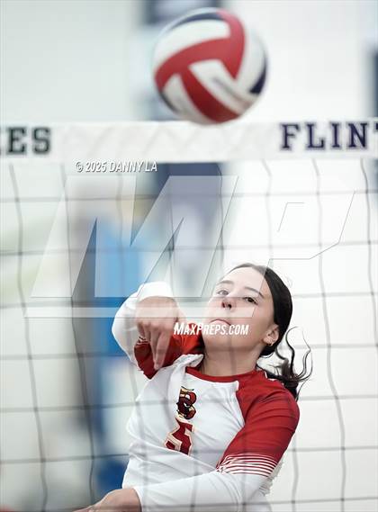 Thumbnail 2 in Georgetown Visitation Prep vs. Bishop Ireton photogallery.