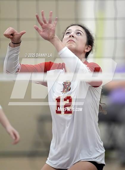 Thumbnail 1 in Georgetown Visitation Prep vs. Bishop Ireton photogallery.