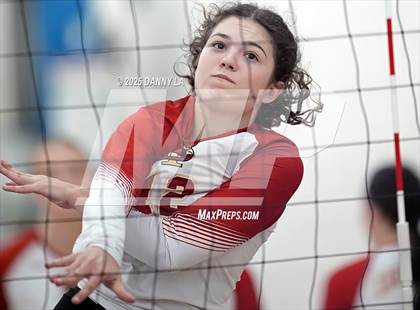 Thumbnail 3 in Georgetown Visitation Prep vs. Bishop Ireton photogallery.