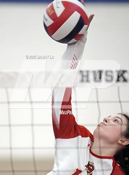 Thumbnail 3 in Georgetown Visitation Prep vs. Bishop Ireton photogallery.