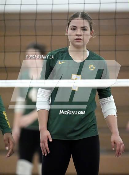 Thumbnail 1 in Georgetown Visitation Prep vs. Bishop Ireton photogallery.