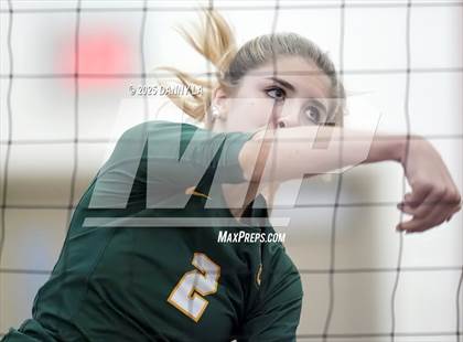 Thumbnail 2 in Georgetown Visitation Prep vs. Bishop Ireton photogallery.
