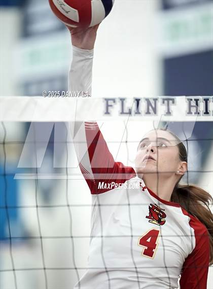 Thumbnail 1 in Georgetown Visitation Prep vs. Bishop Ireton photogallery.