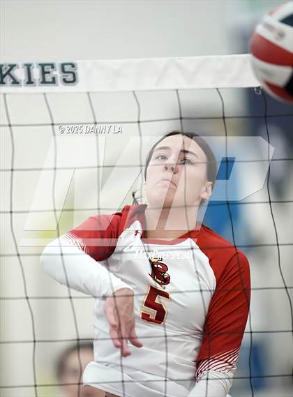 Thumbnail 2 in Georgetown Visitation Prep vs. Bishop Ireton photogallery.