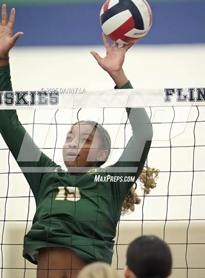 Thumbnail 2 in Georgetown Visitation Prep vs. Bishop Ireton photogallery.