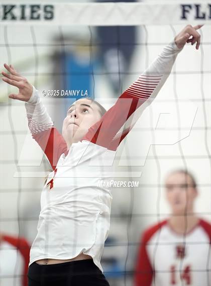 Thumbnail 2 in Georgetown Visitation Prep vs. Bishop Ireton photogallery.