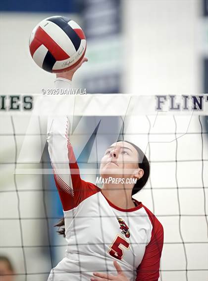 Thumbnail 2 in Georgetown Visitation Prep vs. Bishop Ireton photogallery.