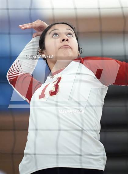 Thumbnail 1 in Georgetown Visitation Prep vs. Bishop Ireton photogallery.