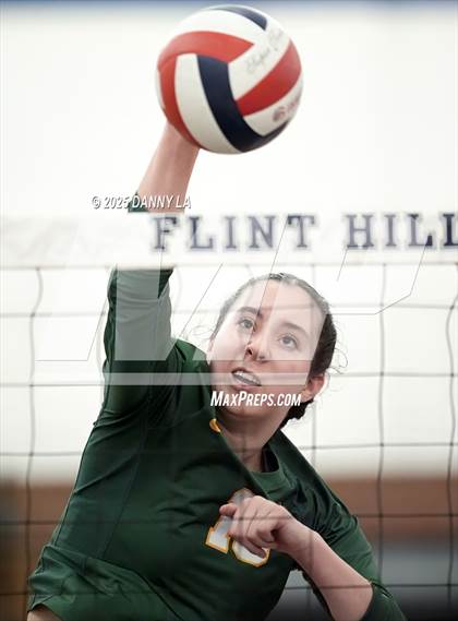 Thumbnail 2 in Georgetown Visitation Prep vs. Bishop Ireton photogallery.
