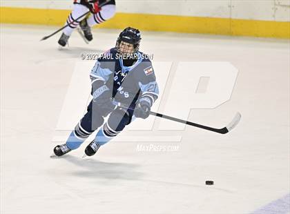 Thumbnail 3 in Denver East vs. Ralston Valley (CHSAA 5A Semifinals) photogallery.