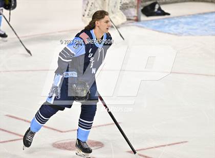 Thumbnail 3 in Denver East vs. Ralston Valley (CHSAA 5A Semifinals) photogallery.