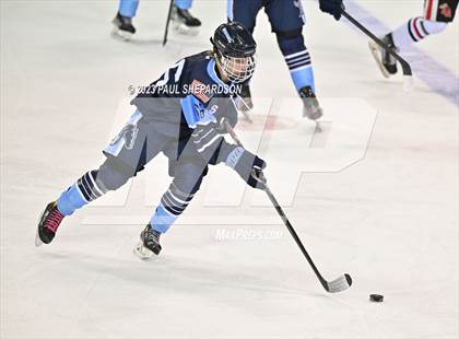 Thumbnail 3 in Denver East vs. Ralston Valley (CHSAA 5A Semifinals) photogallery.
