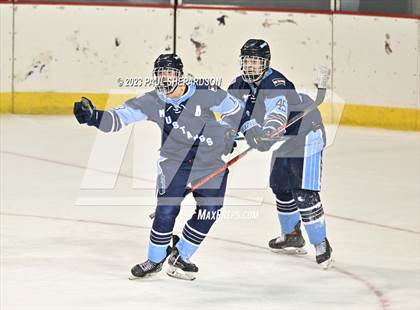 Thumbnail 2 in Denver East vs. Ralston Valley (CHSAA 5A Semifinals) photogallery.