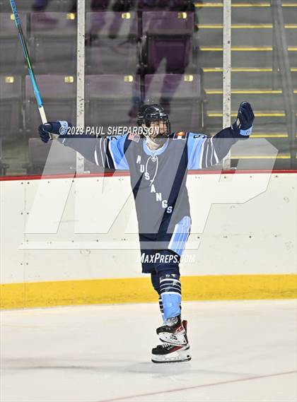 Thumbnail 2 in Denver East vs. Ralston Valley (CHSAA 5A Semifinals) photogallery.