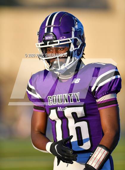 Thumbnail 2 in Regis Jesuit @ Douglas County photogallery.
