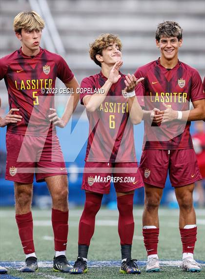 Thumbnail 2 in River Ridge vs. Lassiter (GHSA 6A Championship) photogallery.