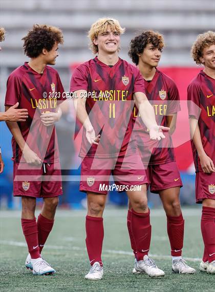 Thumbnail 3 in River Ridge vs. Lassiter (GHSA 6A Championship) photogallery.