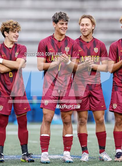 Thumbnail 3 in River Ridge vs. Lassiter (GHSA 6A Championship) photogallery.
