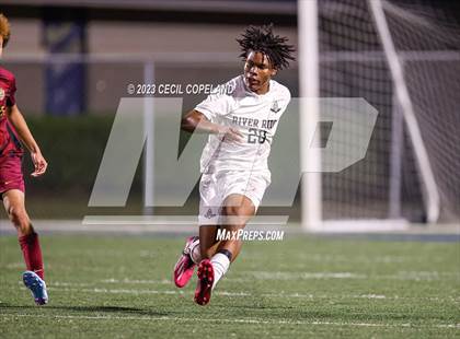 Thumbnail 3 in River Ridge vs. Lassiter (GHSA 6A Championship) photogallery.