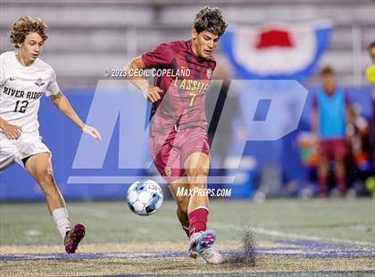 Thumbnail 3 in River Ridge vs. Lassiter (GHSA 6A Championship) photogallery.