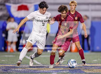 Thumbnail 3 in River Ridge vs. Lassiter (GHSA 6A Championship) photogallery.