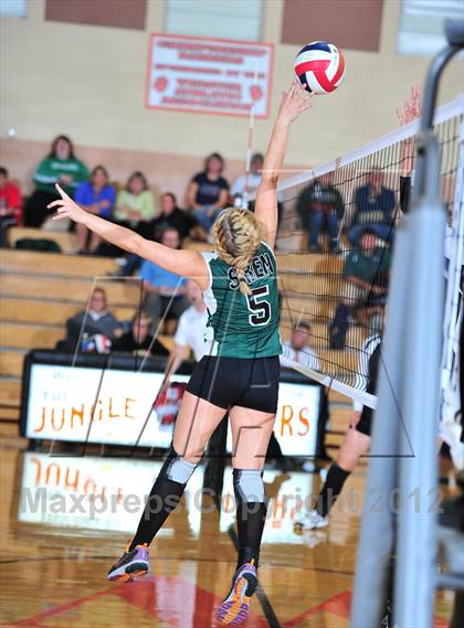 Thumbnail 1 in Siren @ Webster photogallery.